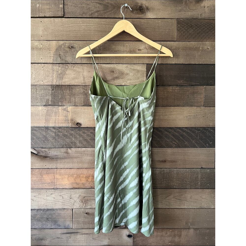 NWT Abercrombie & Fitch Women's Julia Slip Mini Dress in Olive Pattern Small - Picture 6 of 9